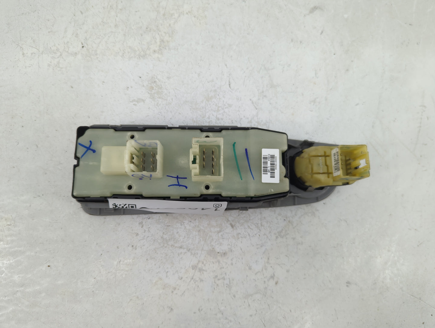 2007 Chrysler 300 Master Power Window Switch Replacement Driver Side Left P/N:04602780AA Fits OEM Used Auto Parts - Oemuseda