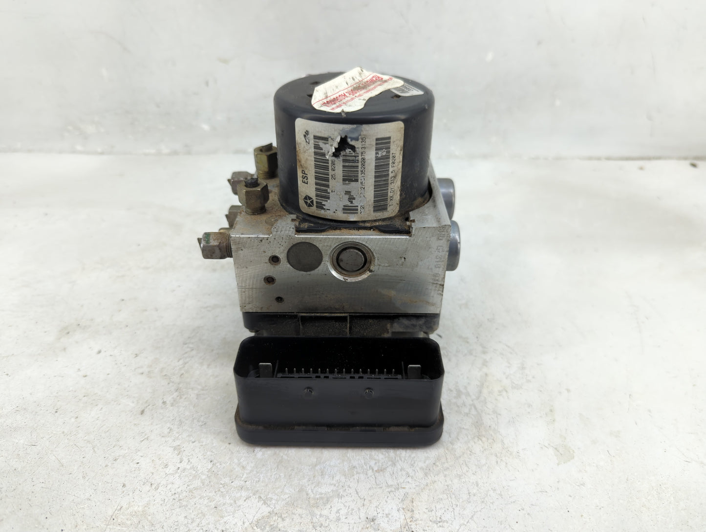 2006-2007 Chrysler 300 ABS Pump Control Module Replacement P/N:P4779492AF Fits Fits 2006 2007 OEM Used Auto Parts - Oemuseda