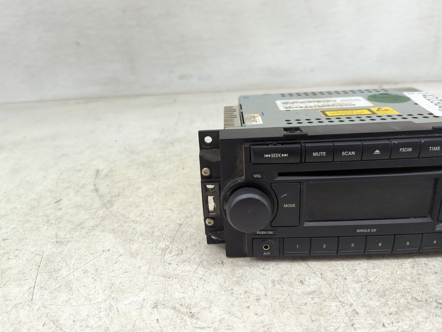 2005-2007 Chrysler 300 Radio AM FM Cd Player Receiver Replacement P/N:P05064173AI Fits Fits 2004 2005 2006 2007 2008 2009 20