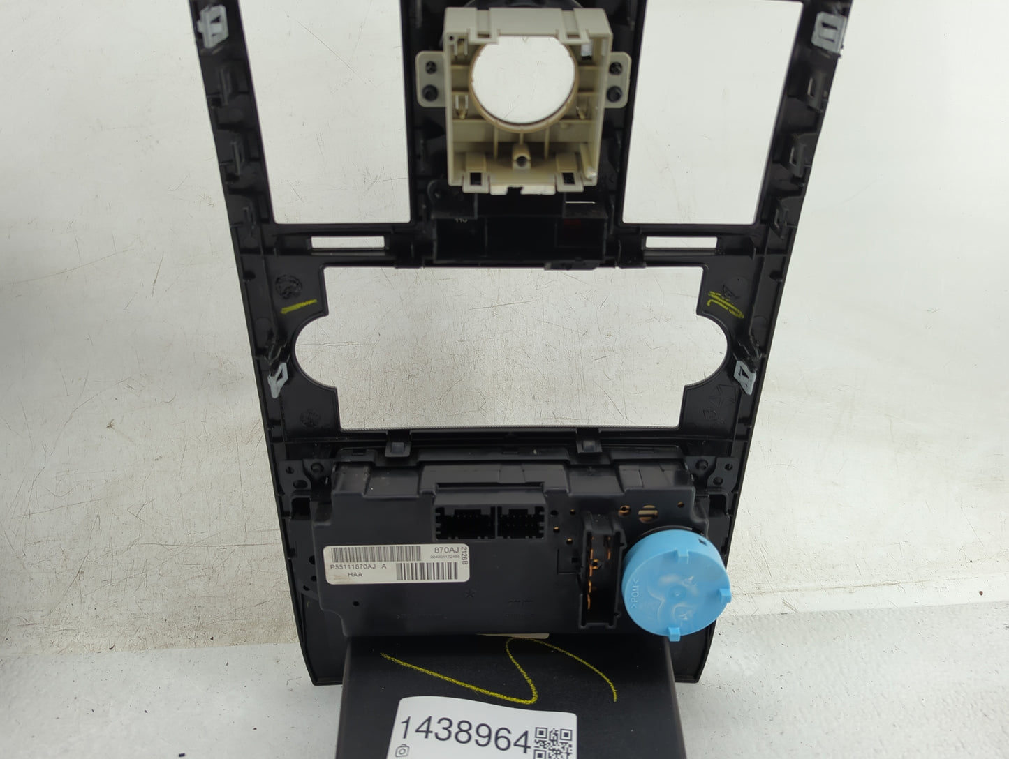 2005-2007 Chrysler 300 Climate Control Module Temperature AC/Heater Replacement P/N:P55111870AJ Fits Fits 2005 2006 2007 OEM