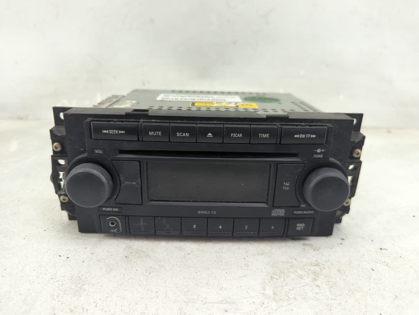 2005-2007 Chrysler 300 Radio AM FM Cd Player Receiver Replacement P/N:P05064173AI Fits Fits 2005 2006 2007 2008 2009 OEM Use
