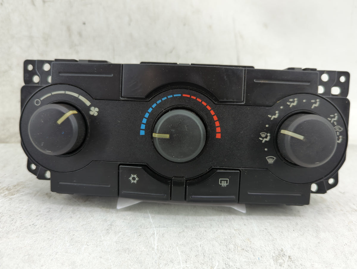 2005-2007 Chrysler 300 Climate Control Module Temperature AC/Heater Replacement P/N:P55111870AJ 004901114518 Fits OEM Used A