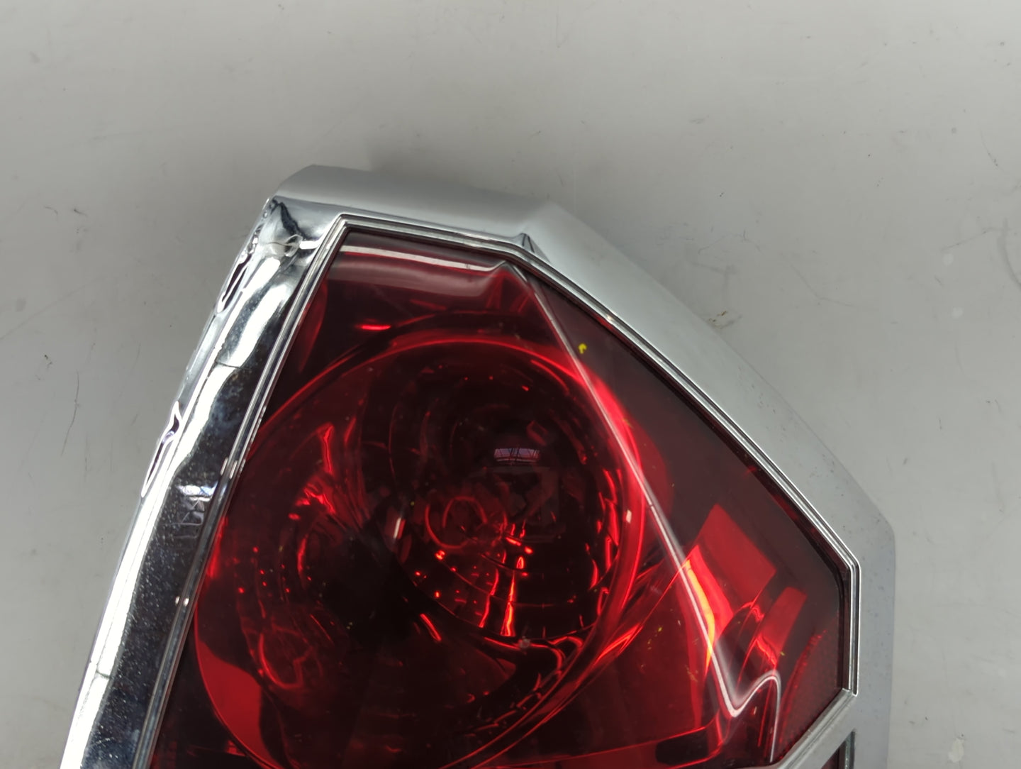 2007 Chrysler 300 Tail Light Assembly Passenger Right OEM P/N:04805854AG 04805854AG Fits OEM Used Auto Parts - Oemusedautopa