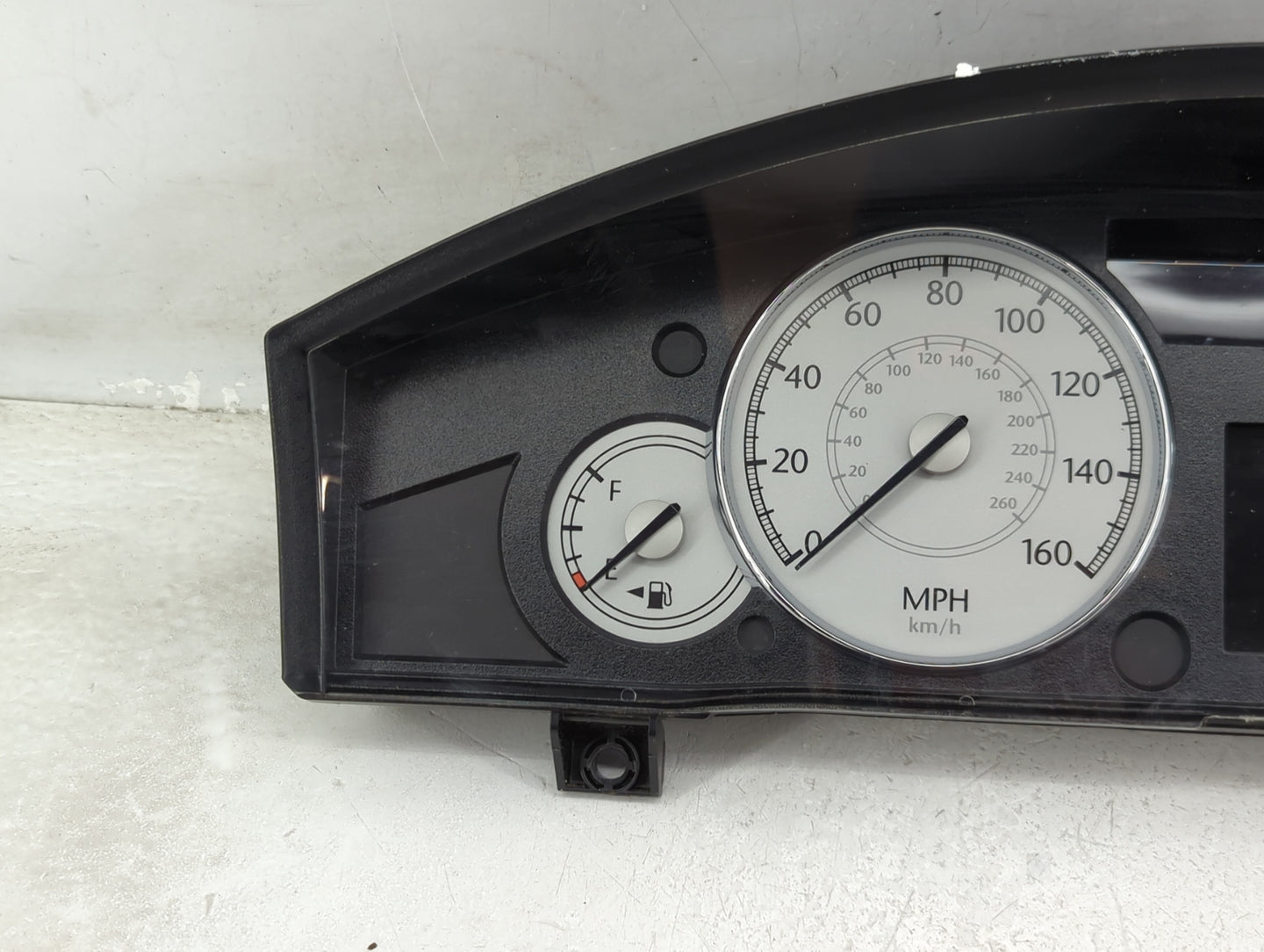 2007 Chrysler 300 Instrument Cluster Speedometer Gauges P/N:A2C53216198 3G00053838 Miles: Fits OEM Used Auto Parts - Oemused
