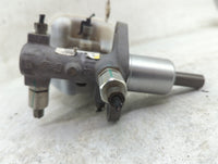 2007 Chrysler 300 Brake Master Cylinder 1466722 - Oemusedautoparts1.com