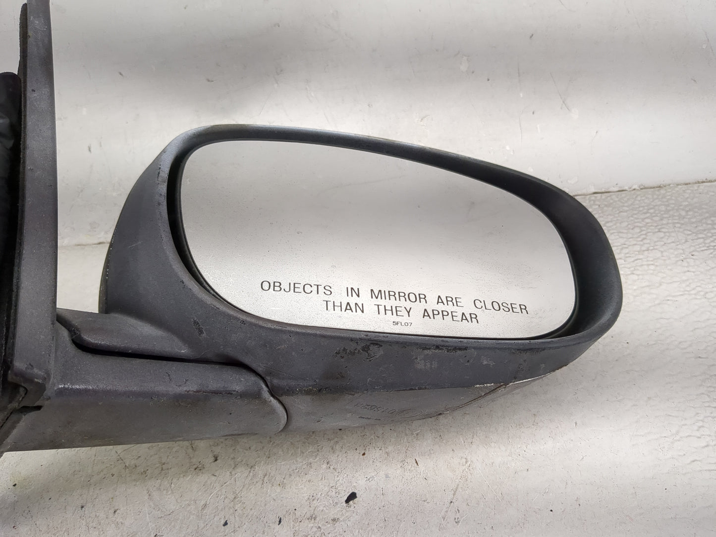 2007 Chrysler 300 Passenger Side View Mirror - Right Door Mirror OEM Used - Oemusedautoparts1.com