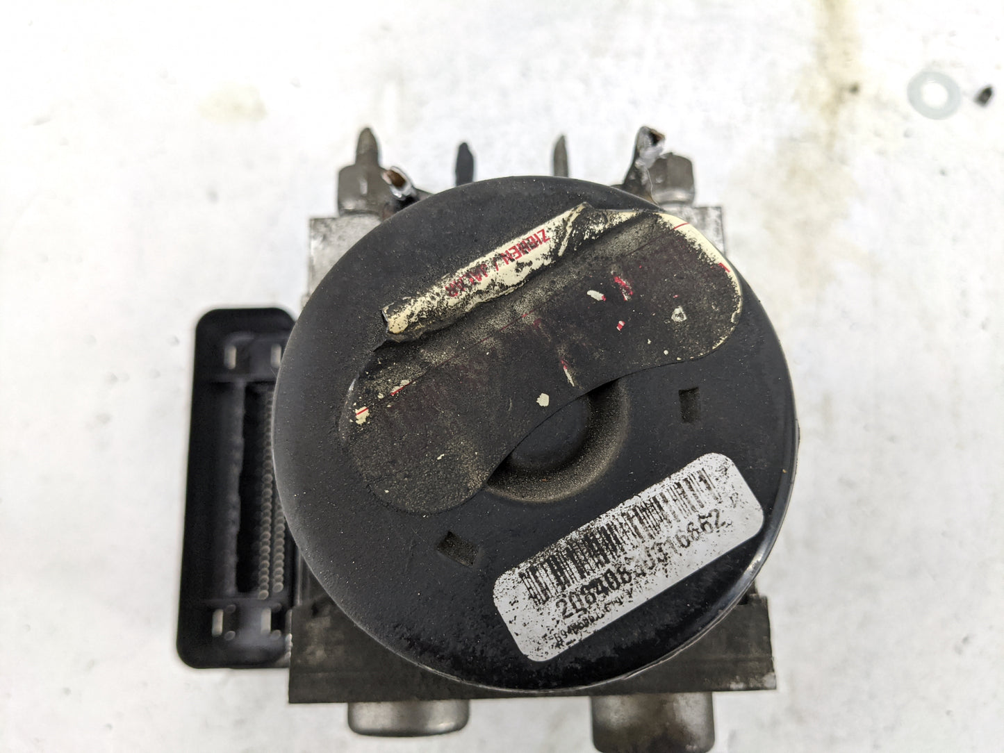 2005-2007 Chrysler 300 ABS Pump Control Module Replacement P/N:00009385C700 25.0926-4394.3 Fits Fits 2005 2006 2007 OEM Used