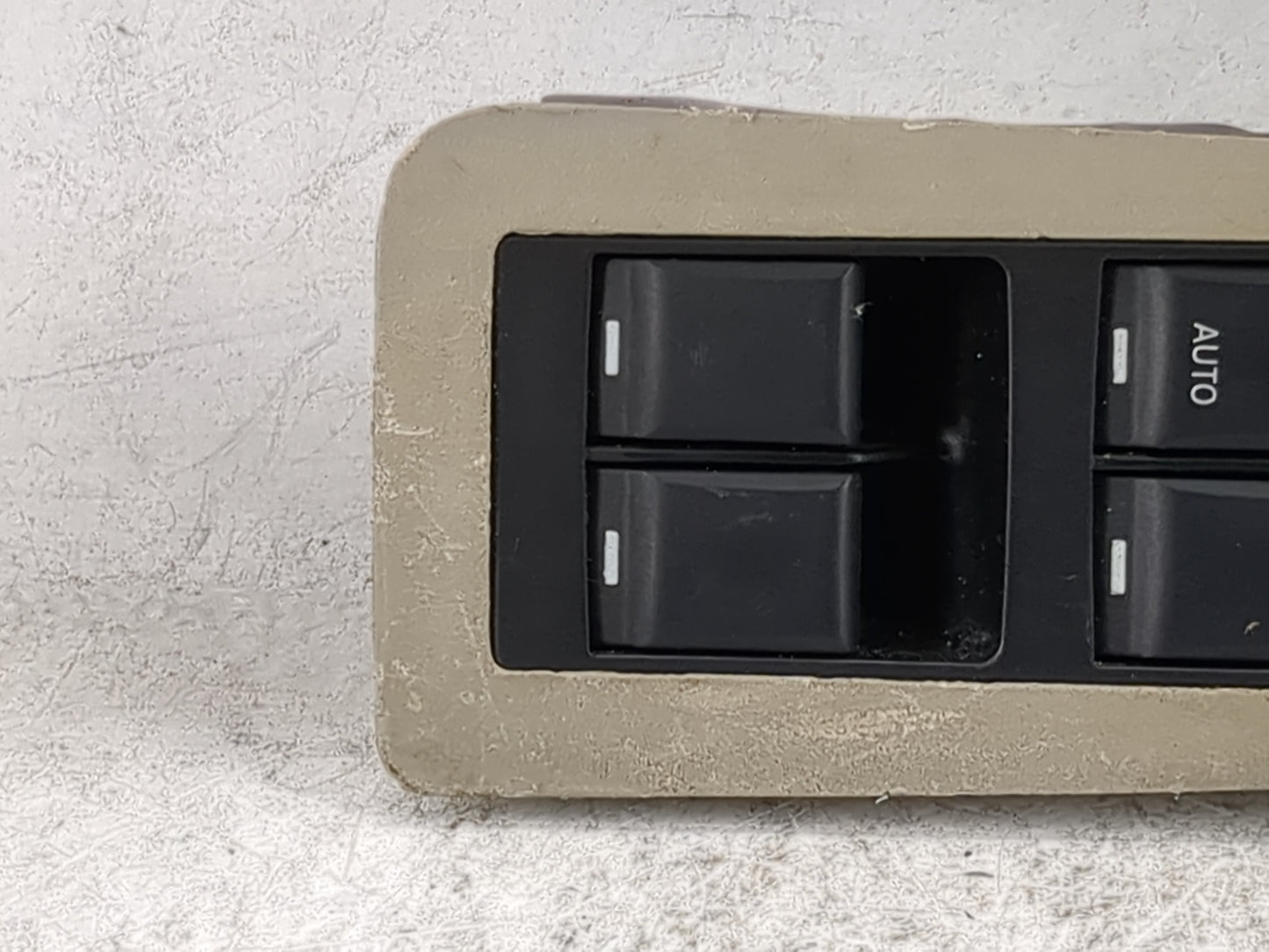 2007 Chrysler 300 Master Power Window Switch Replacement Driver Side Left P/N:04602780AA Fits OEM Used Auto Parts - Oemuseda