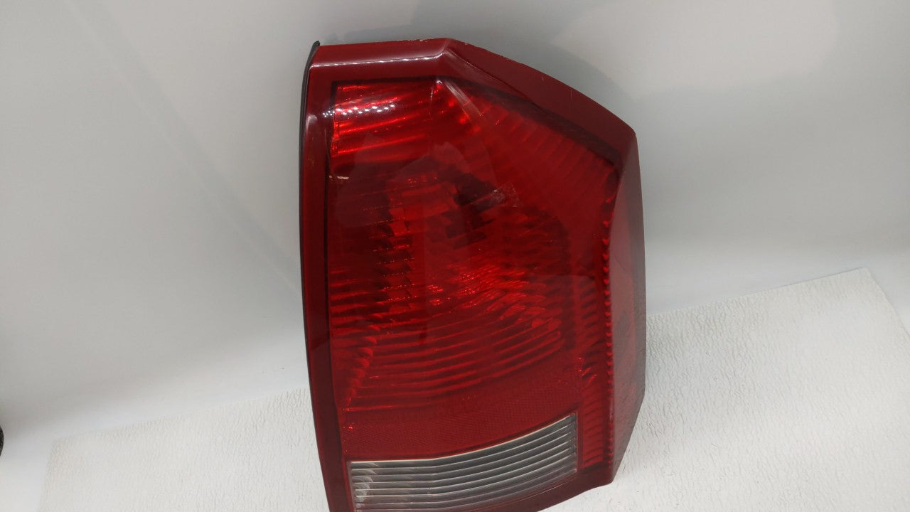 2005-2007 Chrysler 300 Tail Light Assembly Passenger Right OEM Fits Fits 2005 2006 2007 OEM Used Auto Parts - Oemusedautopar
