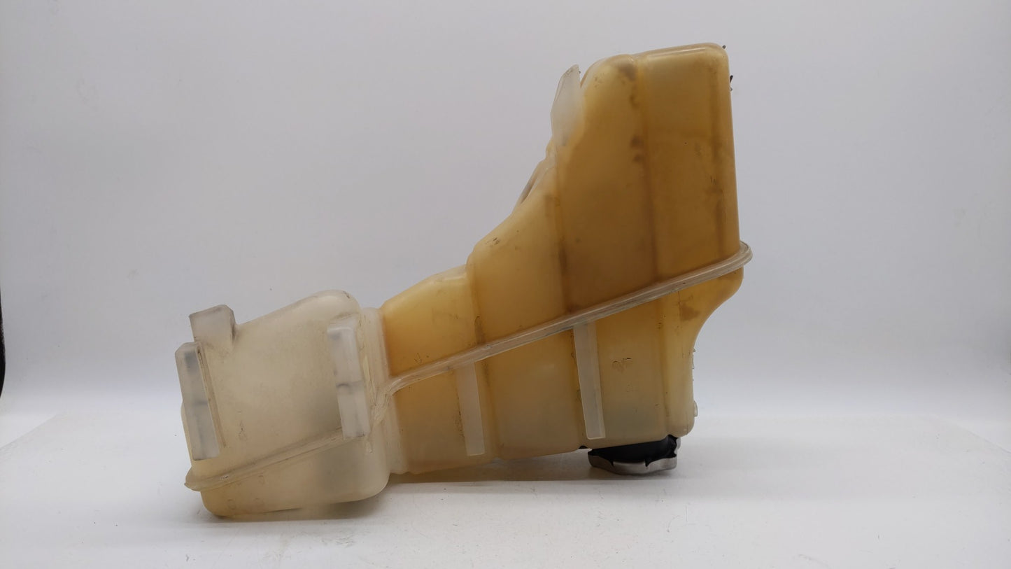 2006-2010 Chrysler 300 Radiator Coolant Overflow Expansion Tank Bottle - Oemusedautoparts1.com