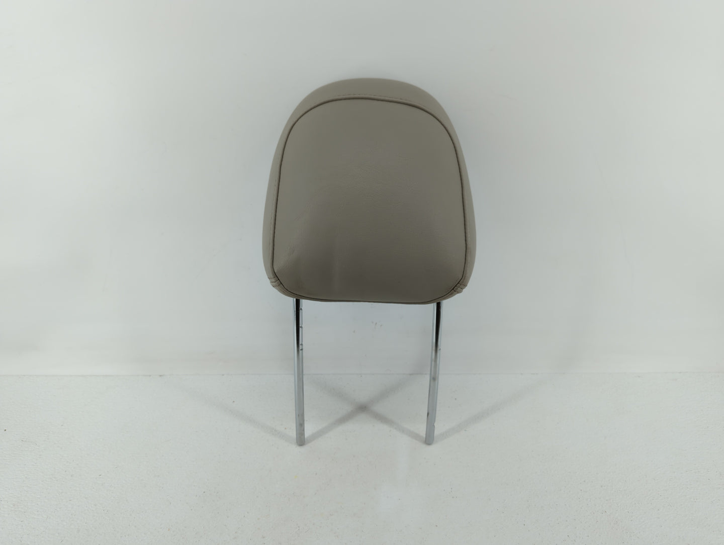 2005-2007 Chrysler 300 Headrest Head Rest Front Driver Passenger Seat Fits Fits 2005 2006 2007 OEM Used Auto Parts - Oemused