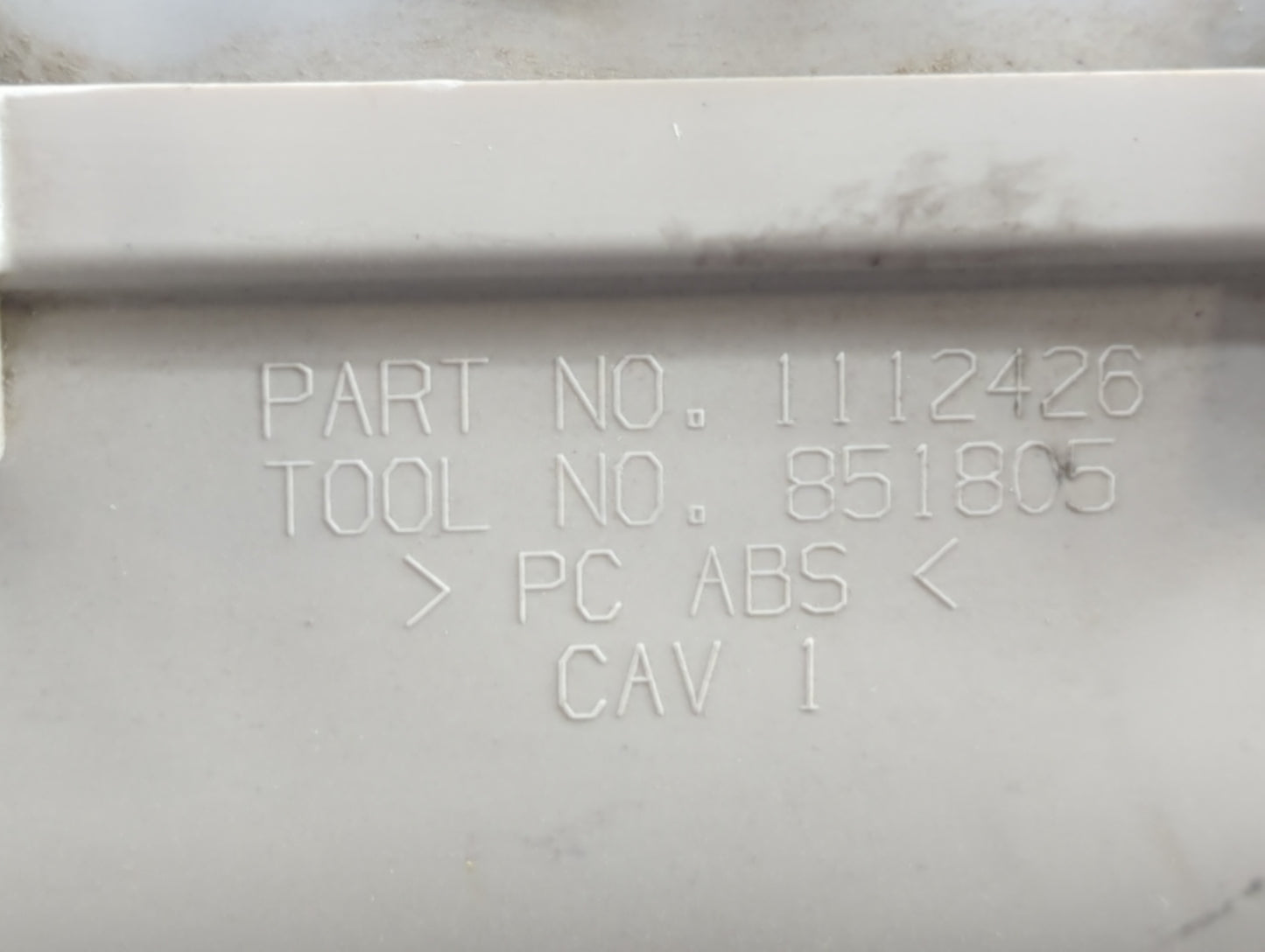 2007 Chrysler 300 Overhead Roof Console - Oemusedautoparts1.com