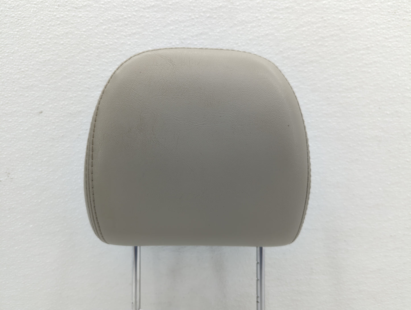 2005-2007 Chrysler 300 Headrest Head Rest Front Driver Passenger Seat - Oemusedautoparts1.com