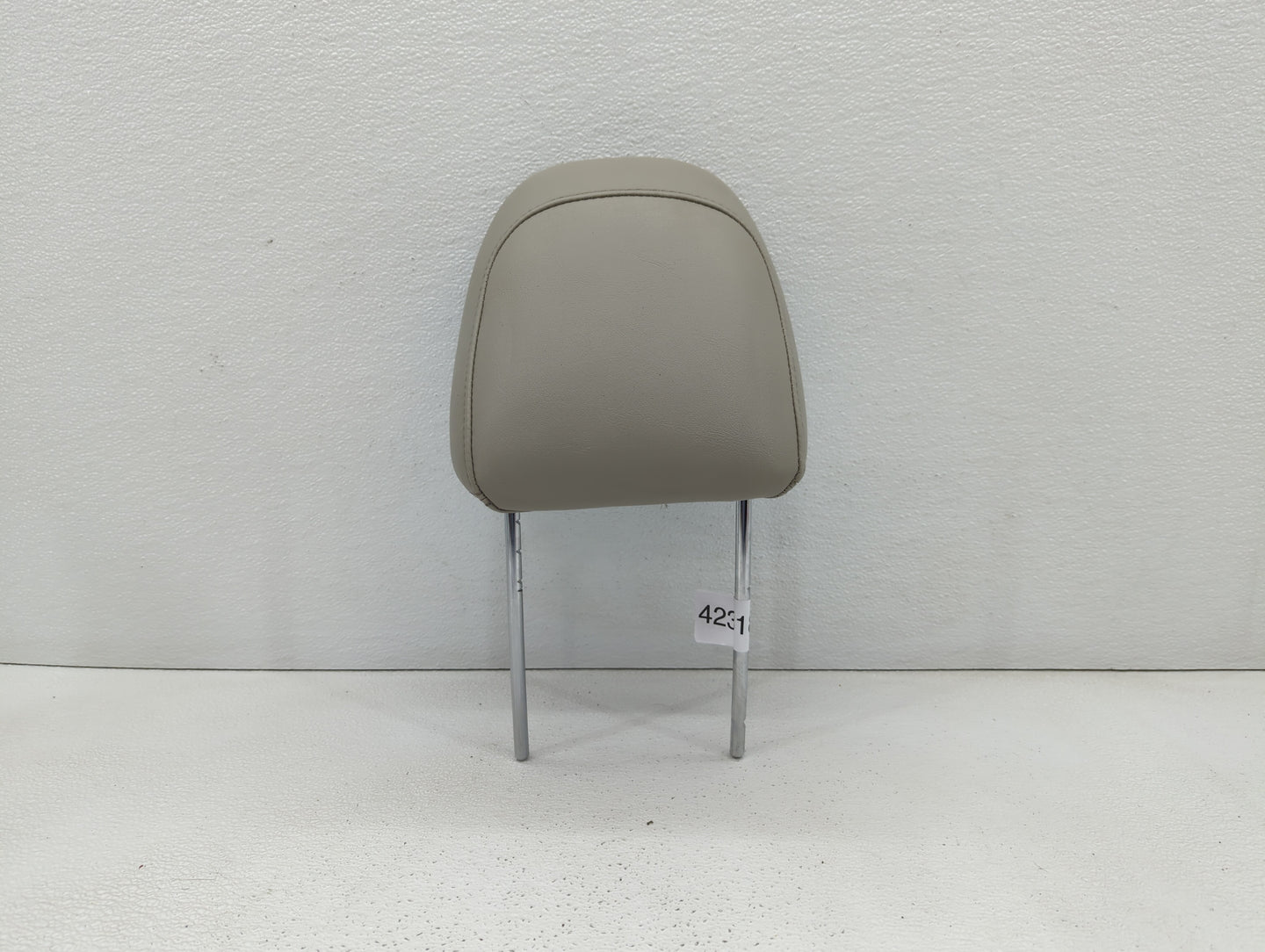 2005-2007 Chrysler 300 Headrest Head Rest Front Driver Passenger Seat - Oemusedautoparts1.com