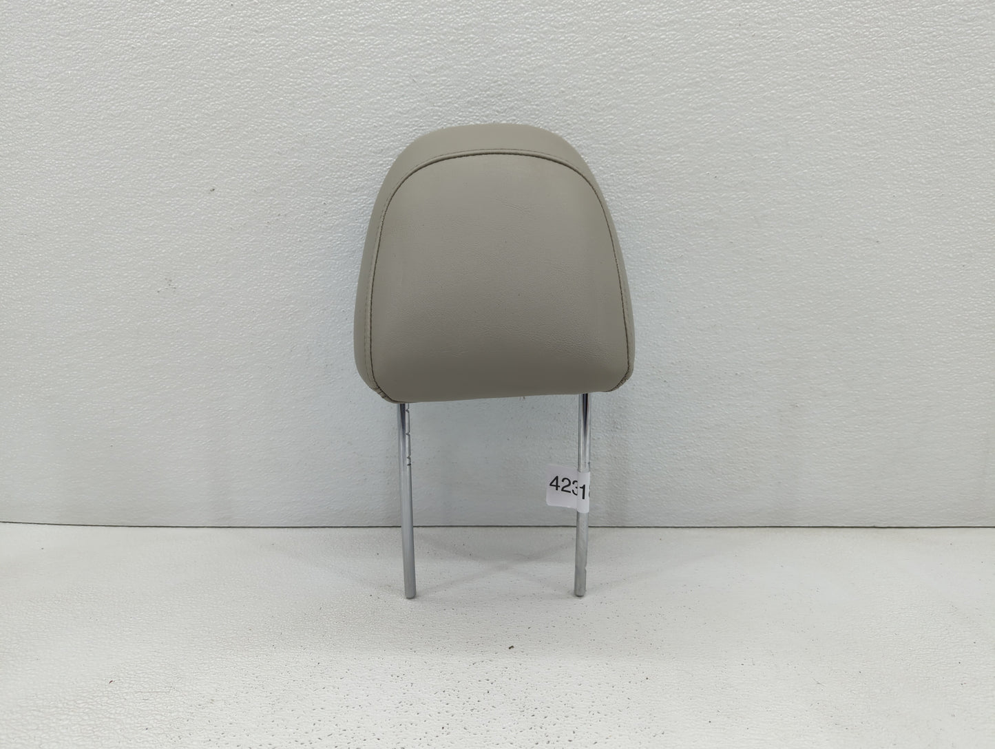 2005-2007 Chrysler 300 Headrest Head Rest Front Driver Passenger Seat - Oemusedautoparts1.com