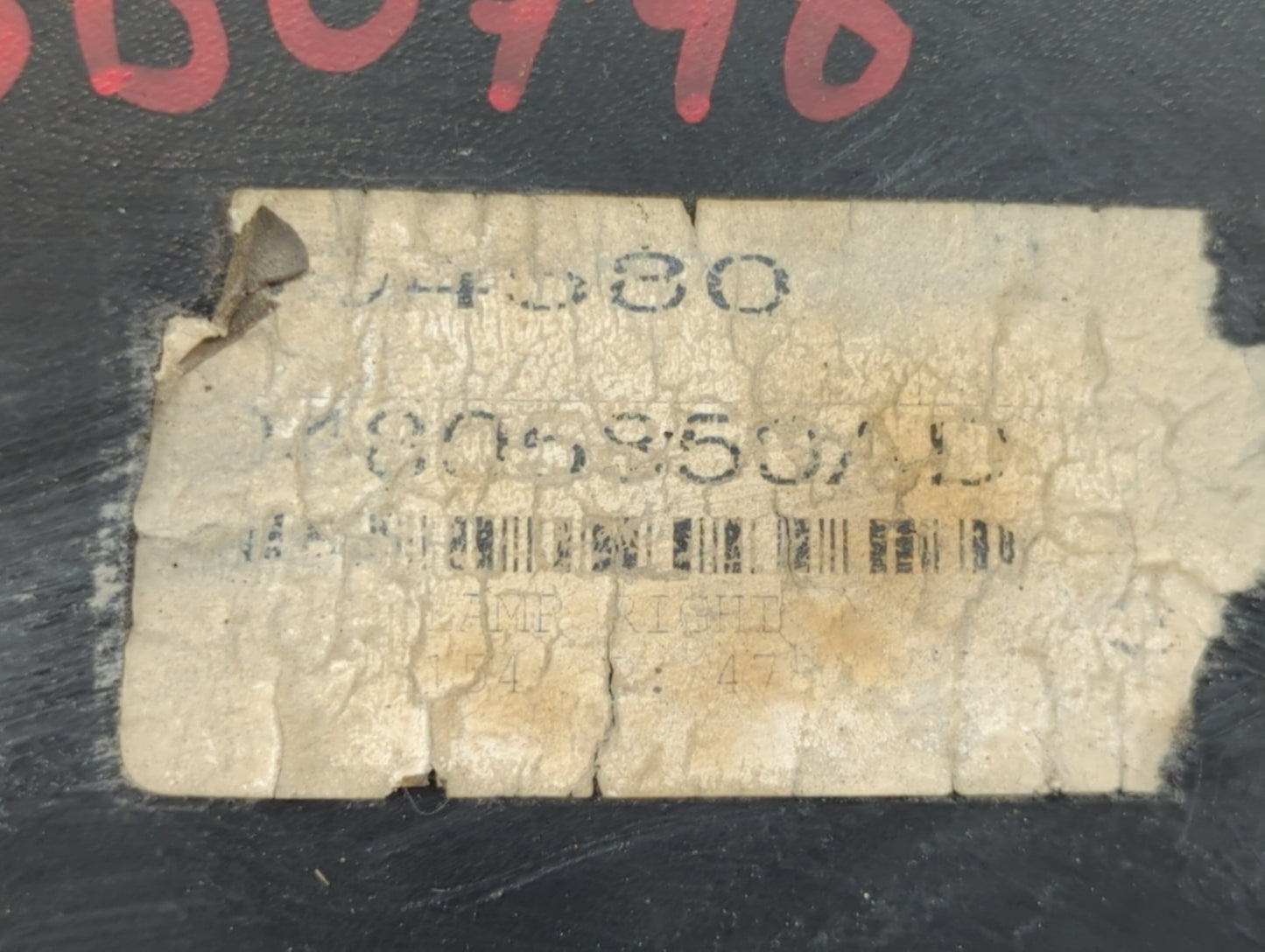 2005-2007 Chrysler 300 Tail Light Assembly Driver Left OEM P/N:04805850AD 04805852AB, 04805850AE Fits Fits 2005 2006 2007 OE