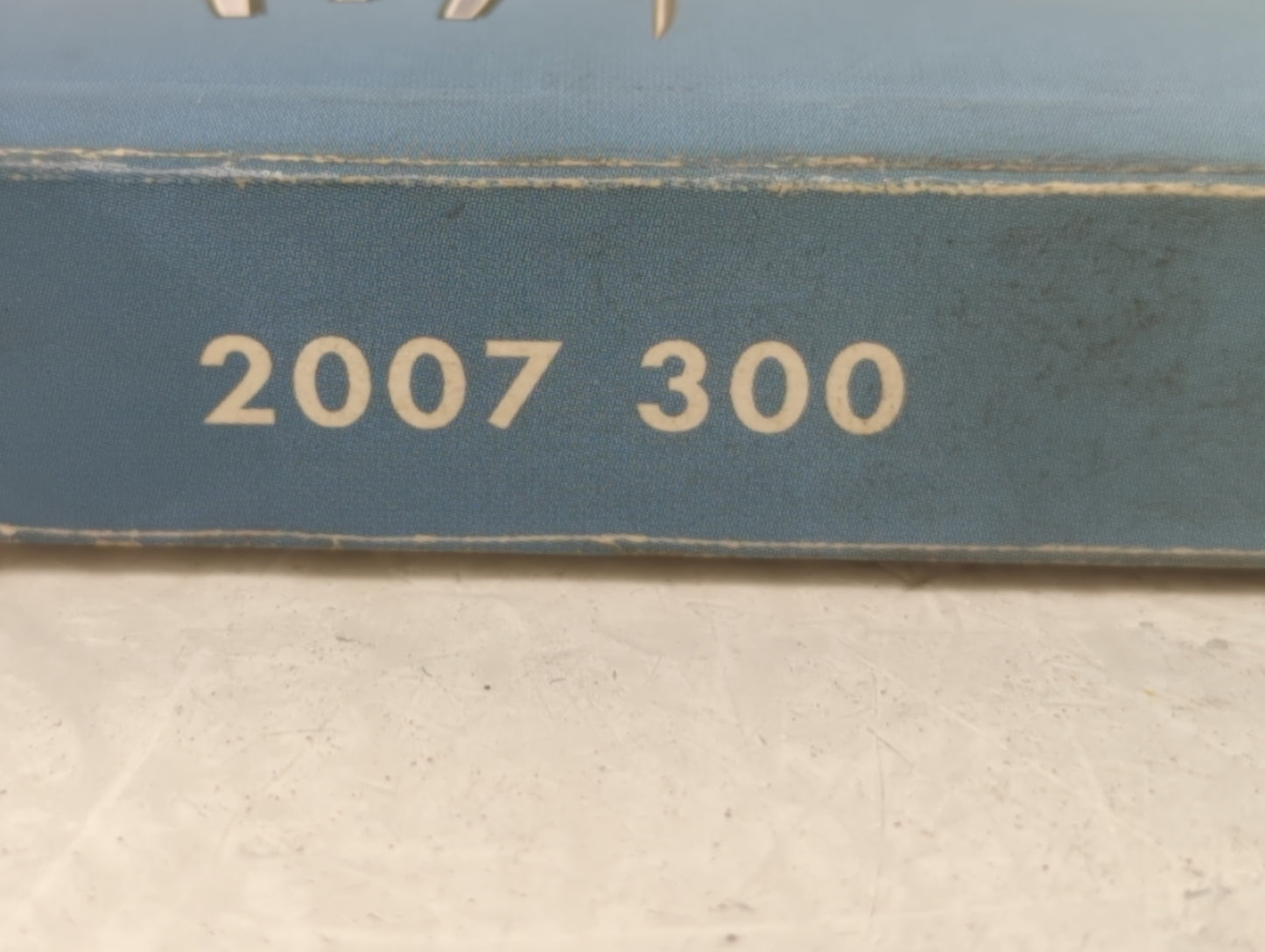 2007 Chrysler 300 Owners Manual Book Guide OEM Used Auto Parts - Oemusedautoparts1.com