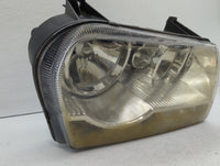 2005-2007 Chrysler 300 Passenger Right Oem Head Light Headlight Lamp - Oemusedautoparts1.com