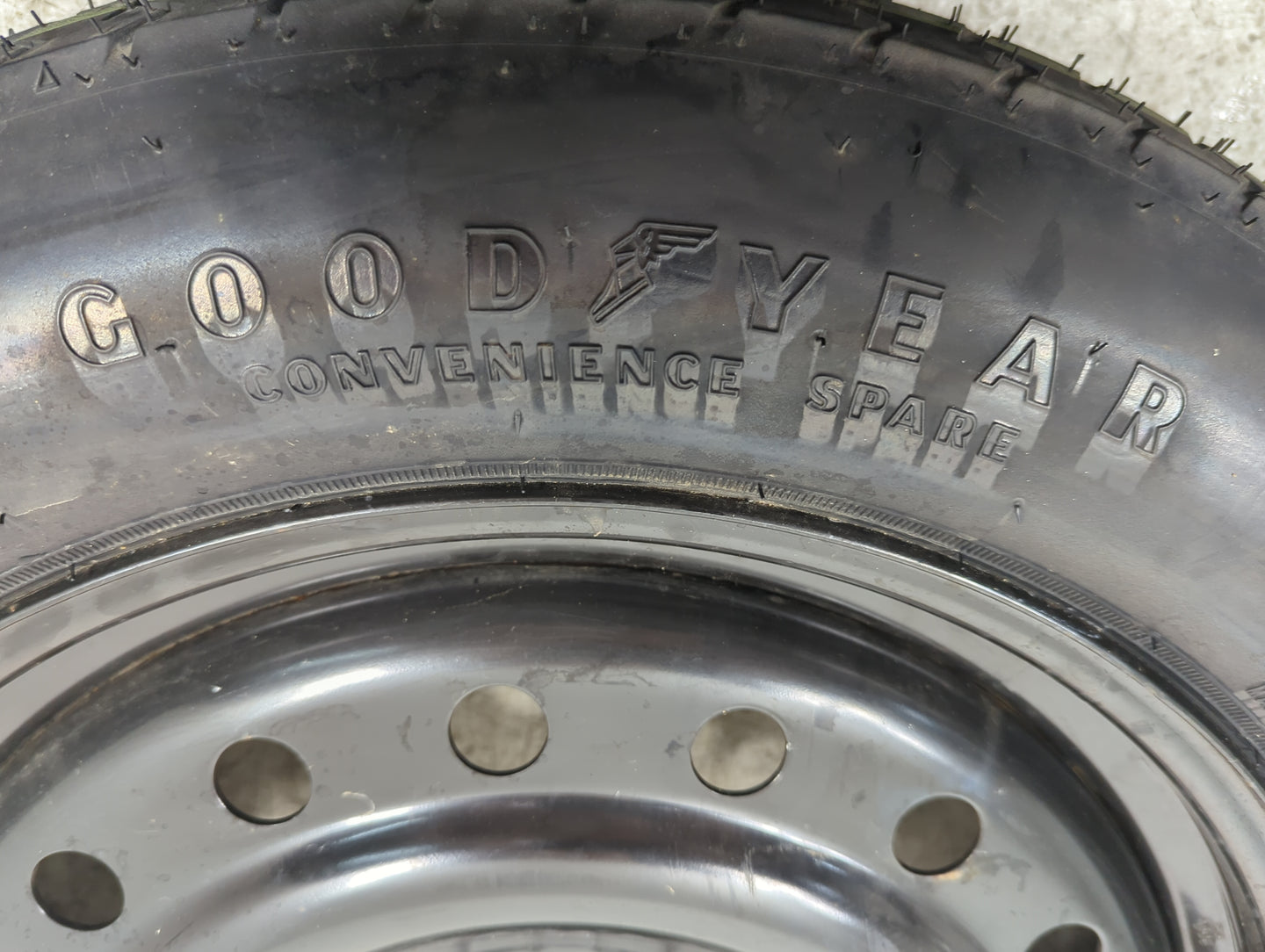 2005-2022 Chrysler 300 Spare Donut Tire Wheel Rim Oem 5036997 - Oemusedautoparts1.com