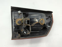 2005-2007 Chrysler 300 Tail Light Assembly Driver Left OEM P/N:58622-E Fits Fits 2005 2006 2007 OEM Used Auto Parts - Oemuse