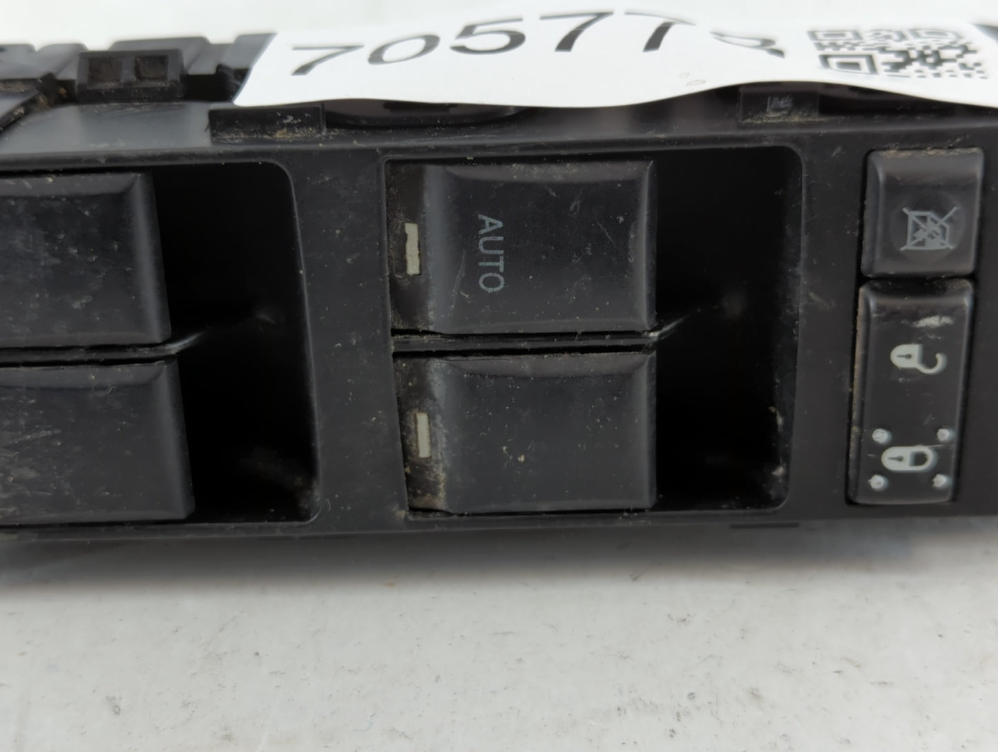 2007-2010 Chrysler 300 Master Power Window Switch Replacement Driver Side Left P/N:04602780AA 1817B Fits OEM Used Auto Parts