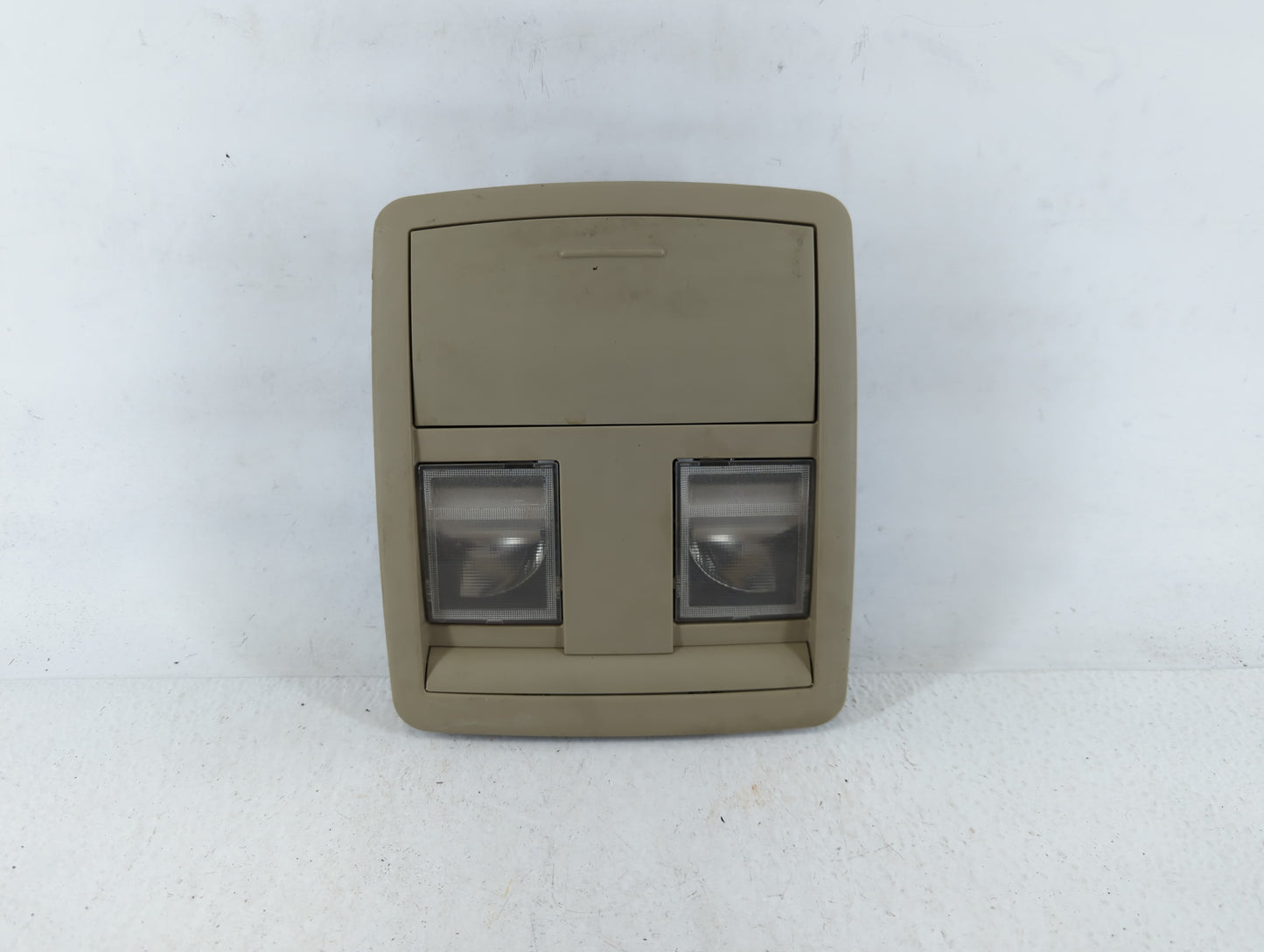 2005-2007 Chrysler 300 Overhead Roof Console 707070 - Oemusedautoparts1.com