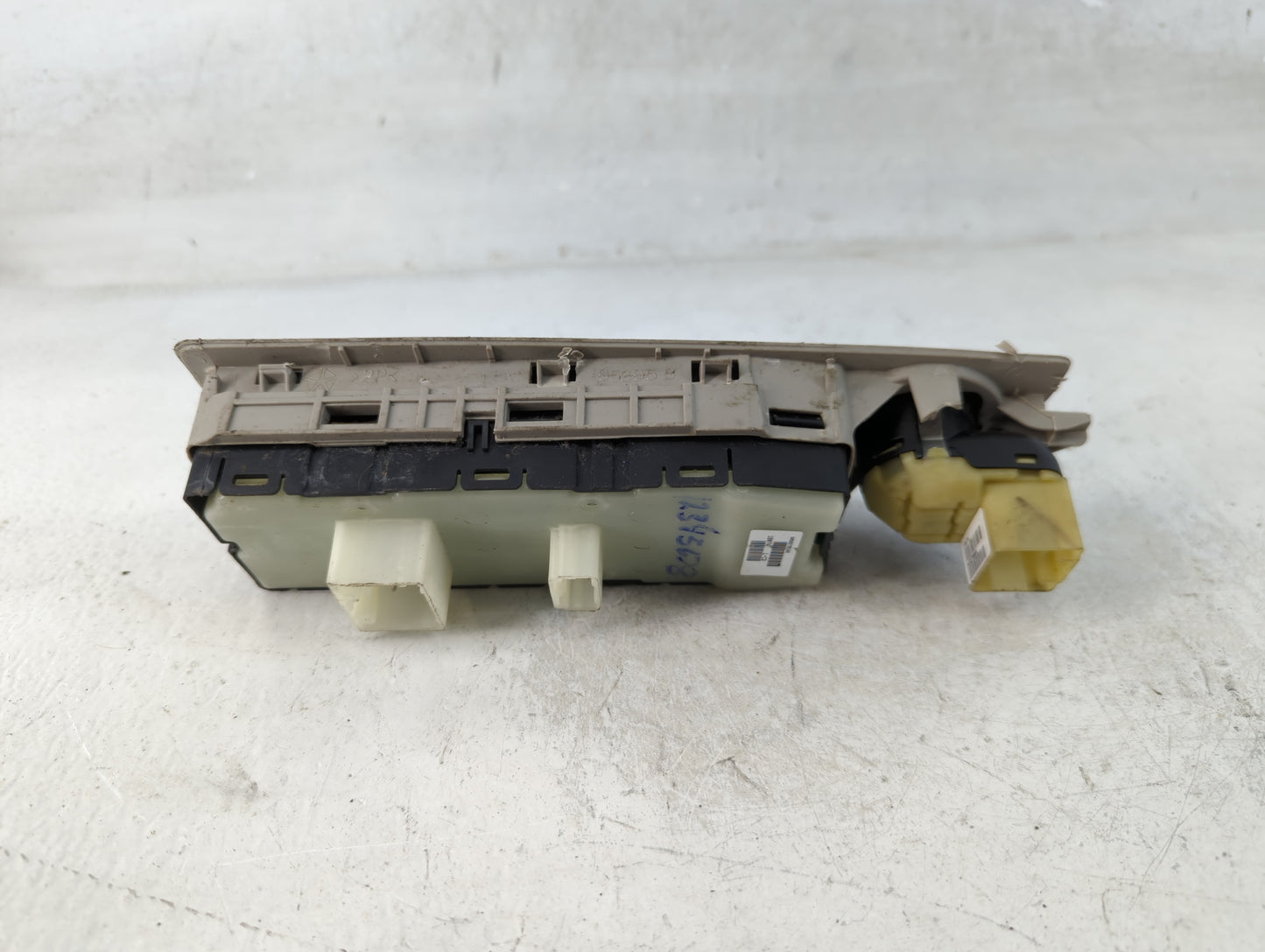 2006-2010 Chrysler 300 Master Power Window Switch Replacement Driver Side Left P/N:04602781AA Fits OEM Used Auto Parts - Oem