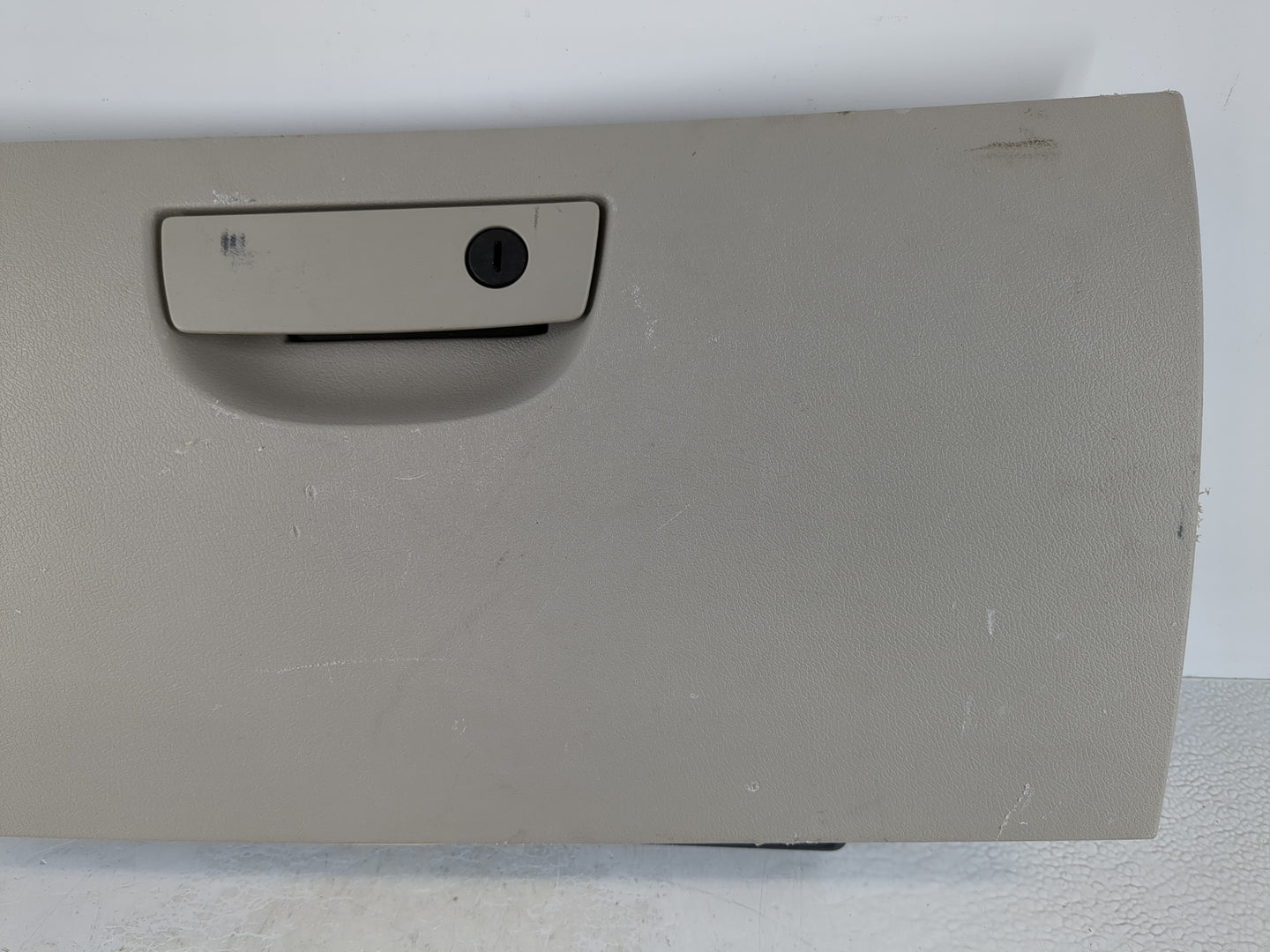 2007 Chrysler 300 Passenger Glove Box Door Storage Compartment - Oemusedautoparts1.com