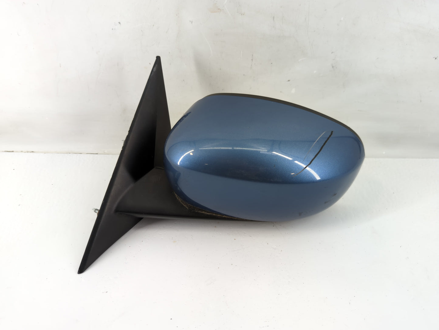 2006-2010 Chrysler 300 Driver Left Side View Manual Door Mirror Blue - Oemusedautoparts1.com