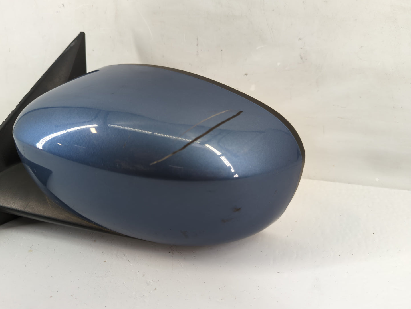 2006-2010 Chrysler 300 Driver Left Side View Manual Door Mirror Blue - Oemusedautoparts1.com
