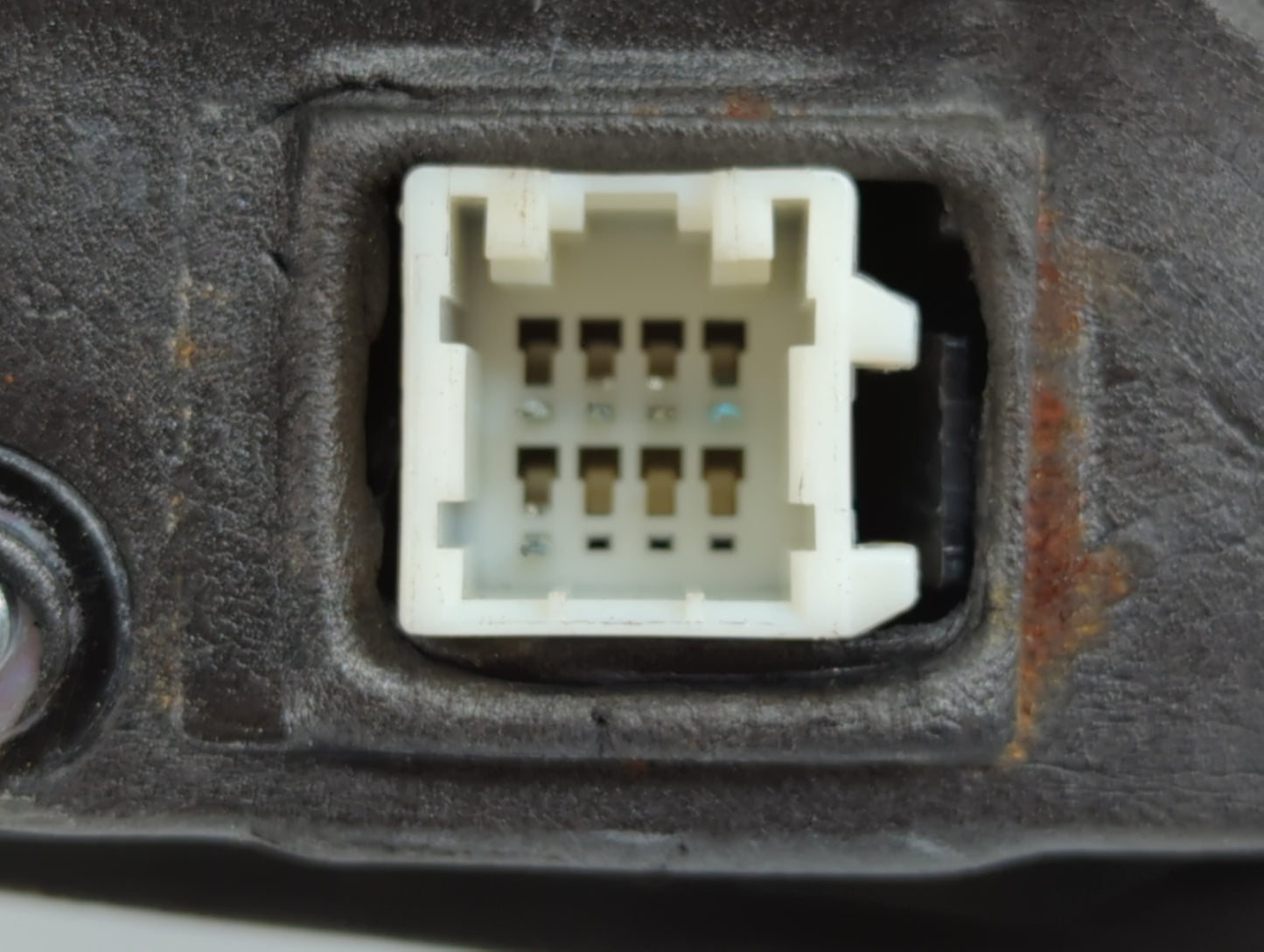 2006-2010 Chrysler 300 Driver Left Side View Manual Door Mirror Blue - Oemusedautoparts1.com