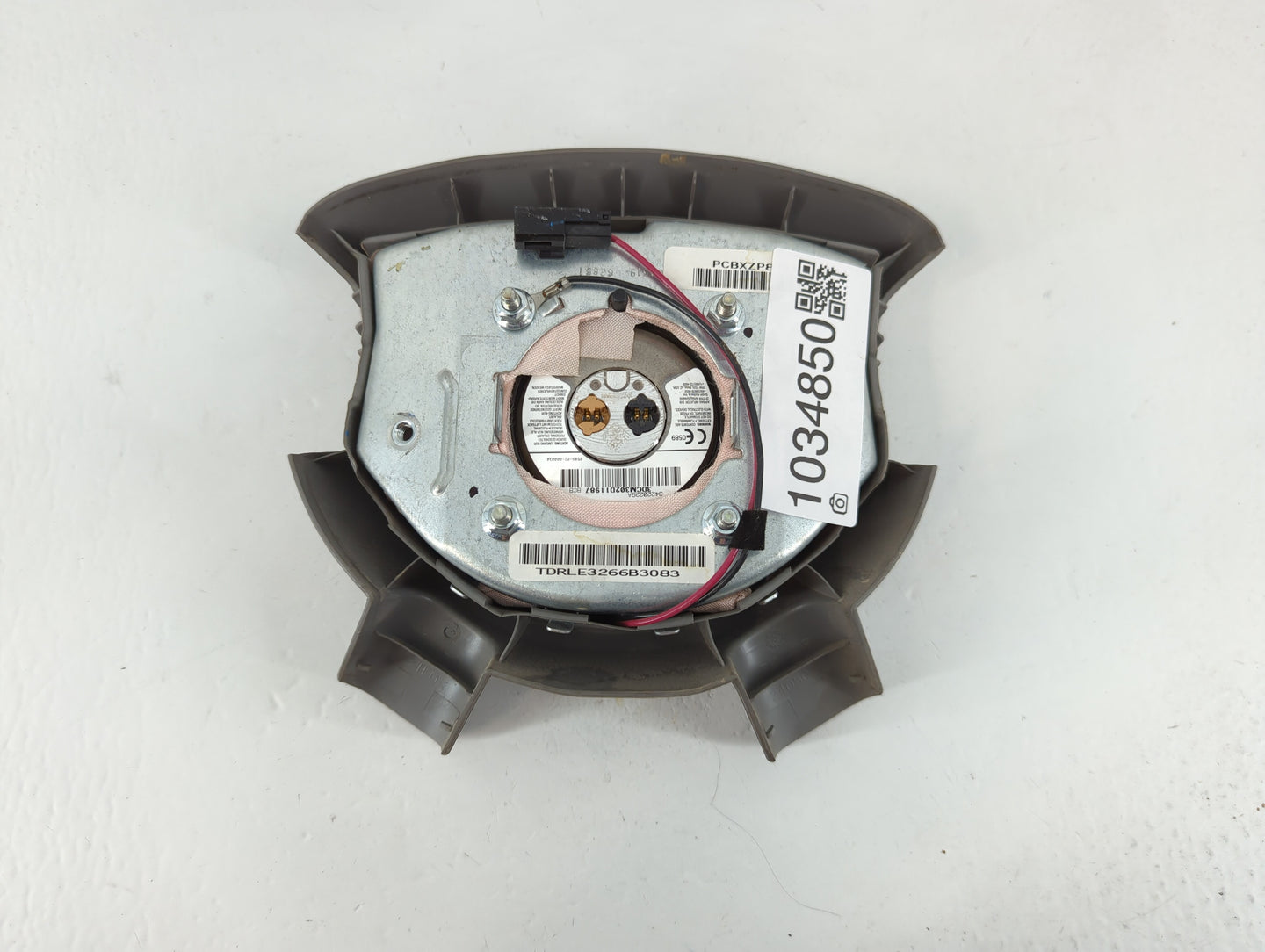 2007-2009 Chrysler Aspen Air Bag Driver Left Steering Wheel Mounted P/N:34220229A Fits Fits 2007 2008 2009 OEM Used Auto Par