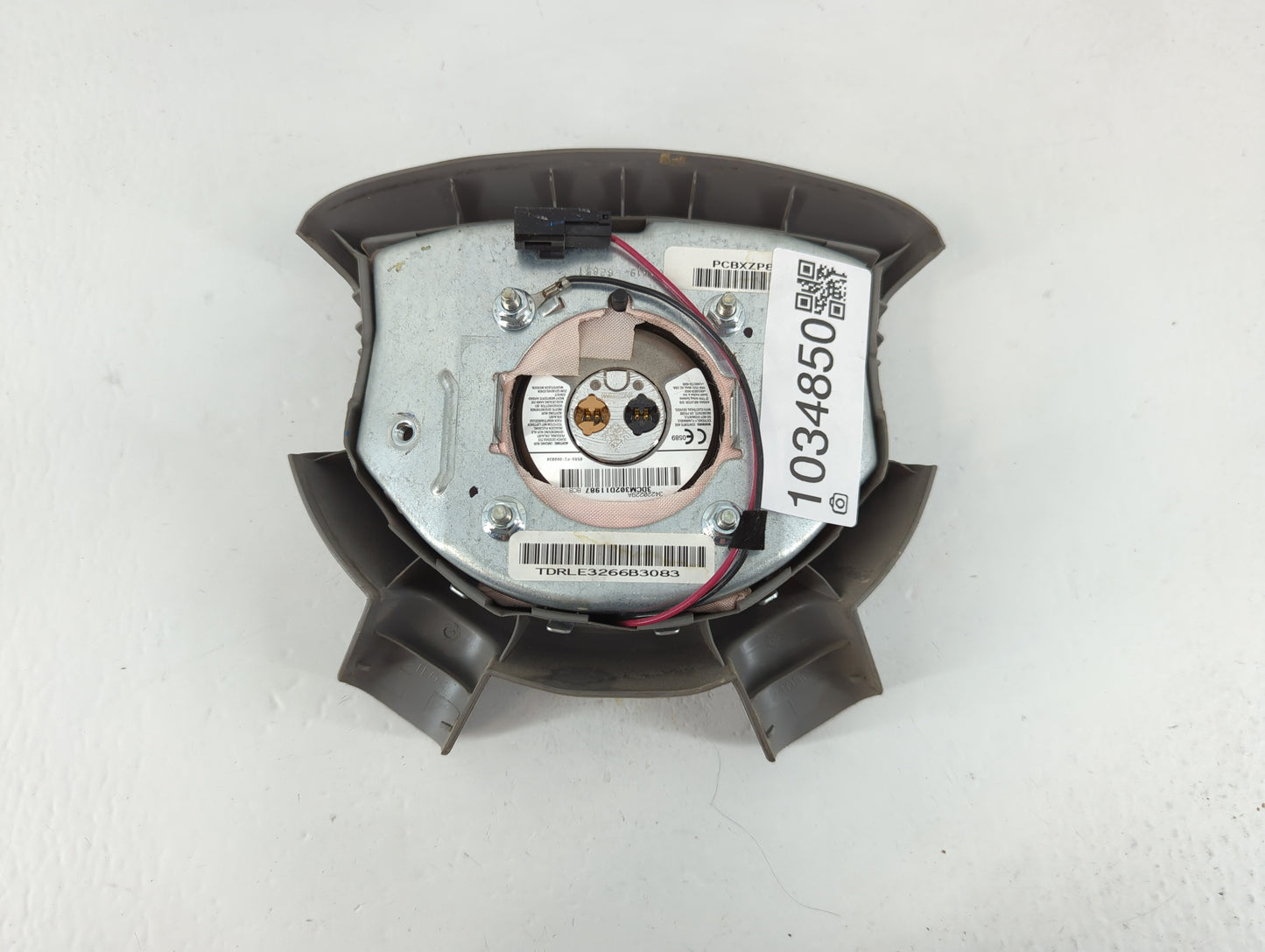 2007-2009 Chrysler Aspen Air Bag Driver Left Steering Wheel Mounted P/N:34220229A Fits Fits 2007 2008 2009 OEM Used Auto Par