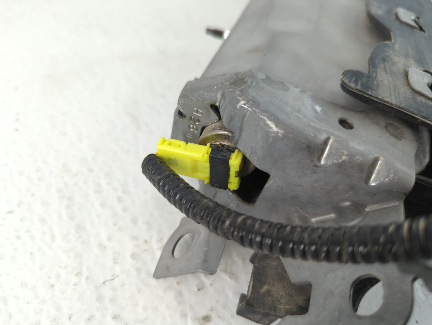 2007 Chrysler Aspen Air Bag Passenger Right Dashboard OEM Fits Fits 2005 2006 OEM Used Auto Parts - Oemusedautoparts1.com