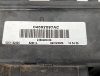 2007 Chrysler Aspen Fusebox Fuse Box Panel Relay Module P/N:04692097AC Fits OEM Used Auto Parts - Oemusedautoparts1.com