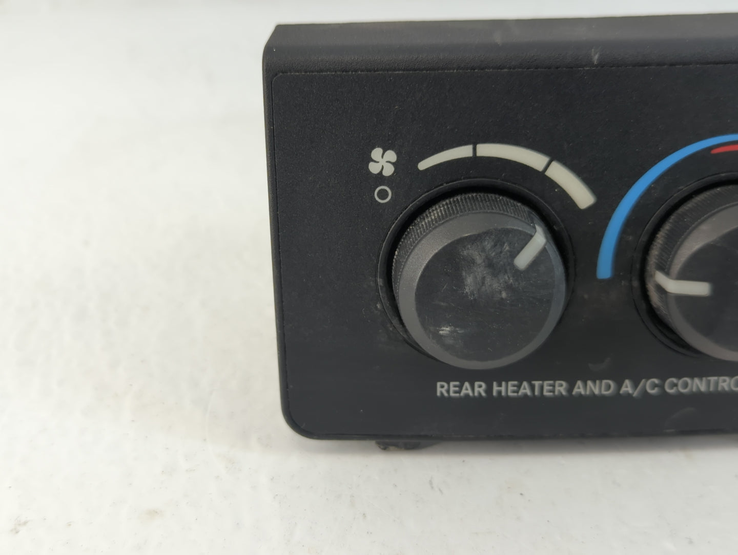 2007-2009 Chrysler Aspen Climate Control Module Temperature AC/Heater Replacement P/N:MCP04315A Fits Fits 2005 2006 2007 200