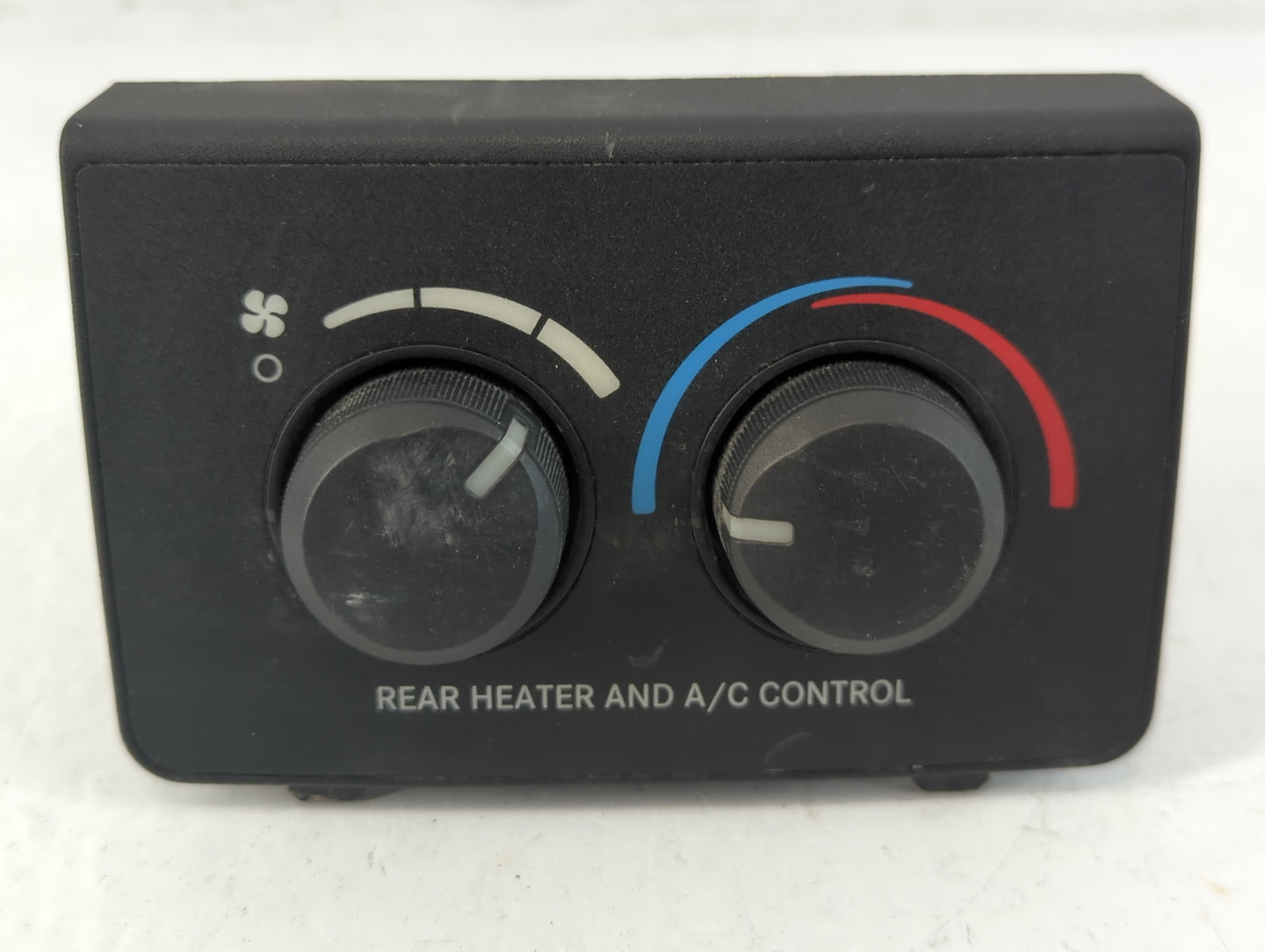 2007-2009 Chrysler Aspen Climate Control Module Temperature AC/Heater Replacement P/N:MCP04315A Fits Fits 2005 2006 2007 200