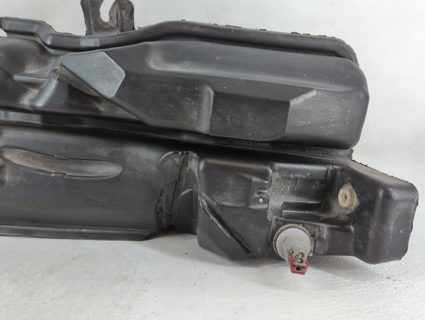 2007-2009 Chrysler Aspen Windshield Washer Fluid Reservoir Bottle Oem - Oemusedautoparts1.com