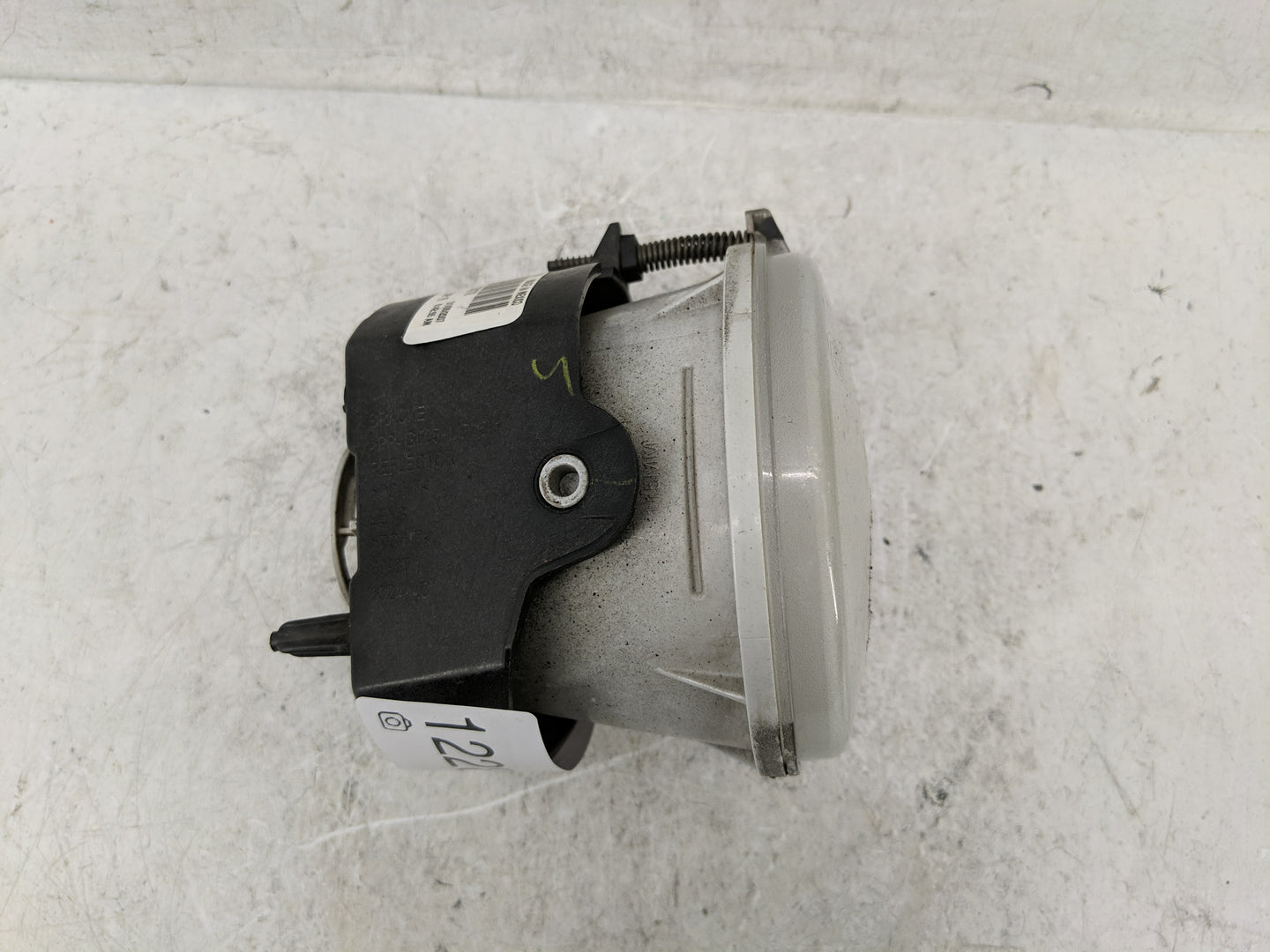 2007-2009 Chrysler Aspen Passenger Right Oem Front Light Lamp - Oemusedautoparts1.com