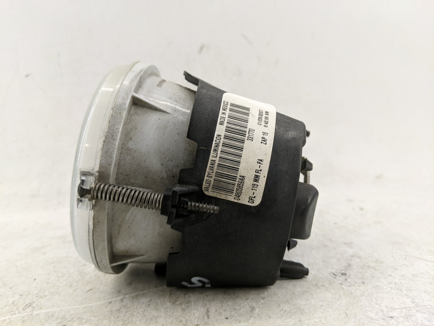 2007-2009 Chrysler Aspen Passenger Right Oem Front Light Lamp - Oemusedautoparts1.com