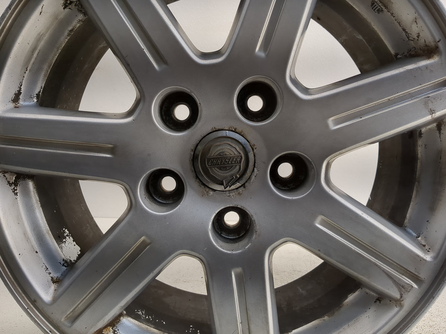 2007-2009 Chrysler Aspen Oem Wheel Rim 1233461 - Oemusedautoparts1.com