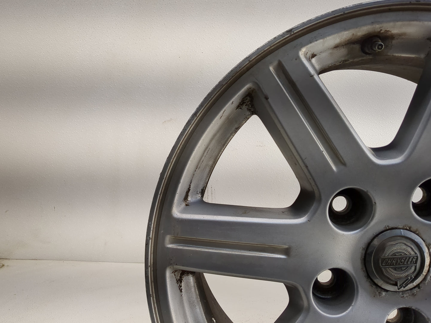 2007-2009 Chrysler Aspen Oem Wheel Rim 1233461 - Oemusedautoparts1.com