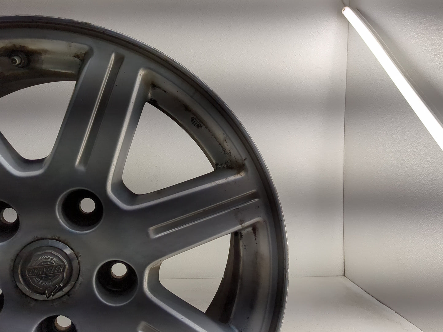 2007-2009 Chrysler Aspen Oem Wheel Rim 1233461 - Oemusedautoparts1.com