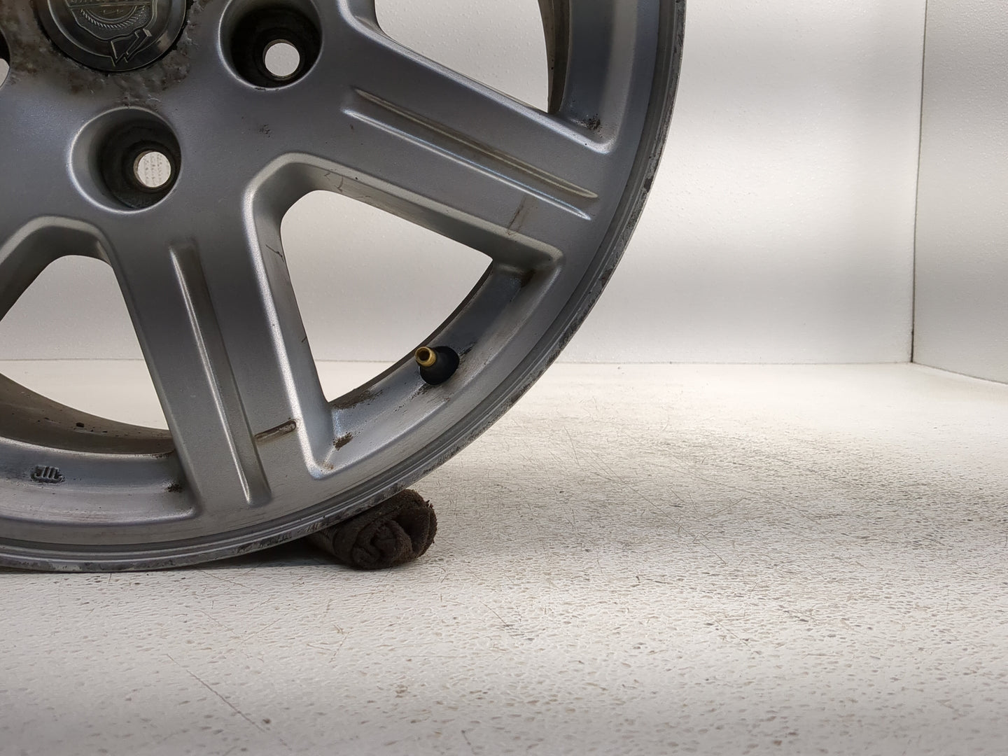 2007-2009 Chrysler Aspen Oem Wheel Rim - Oemusedautoparts1.com