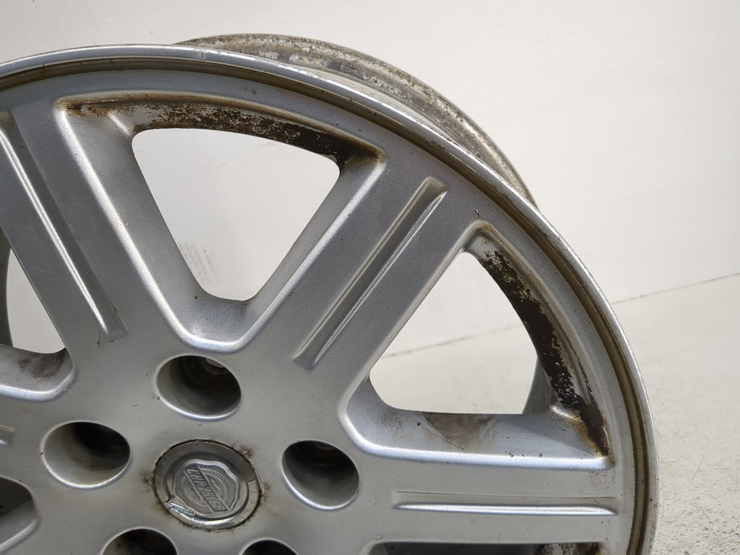 2007-2009 Chrysler Aspen Oem Wheel Rim 1233463 - Oemusedautoparts1.com