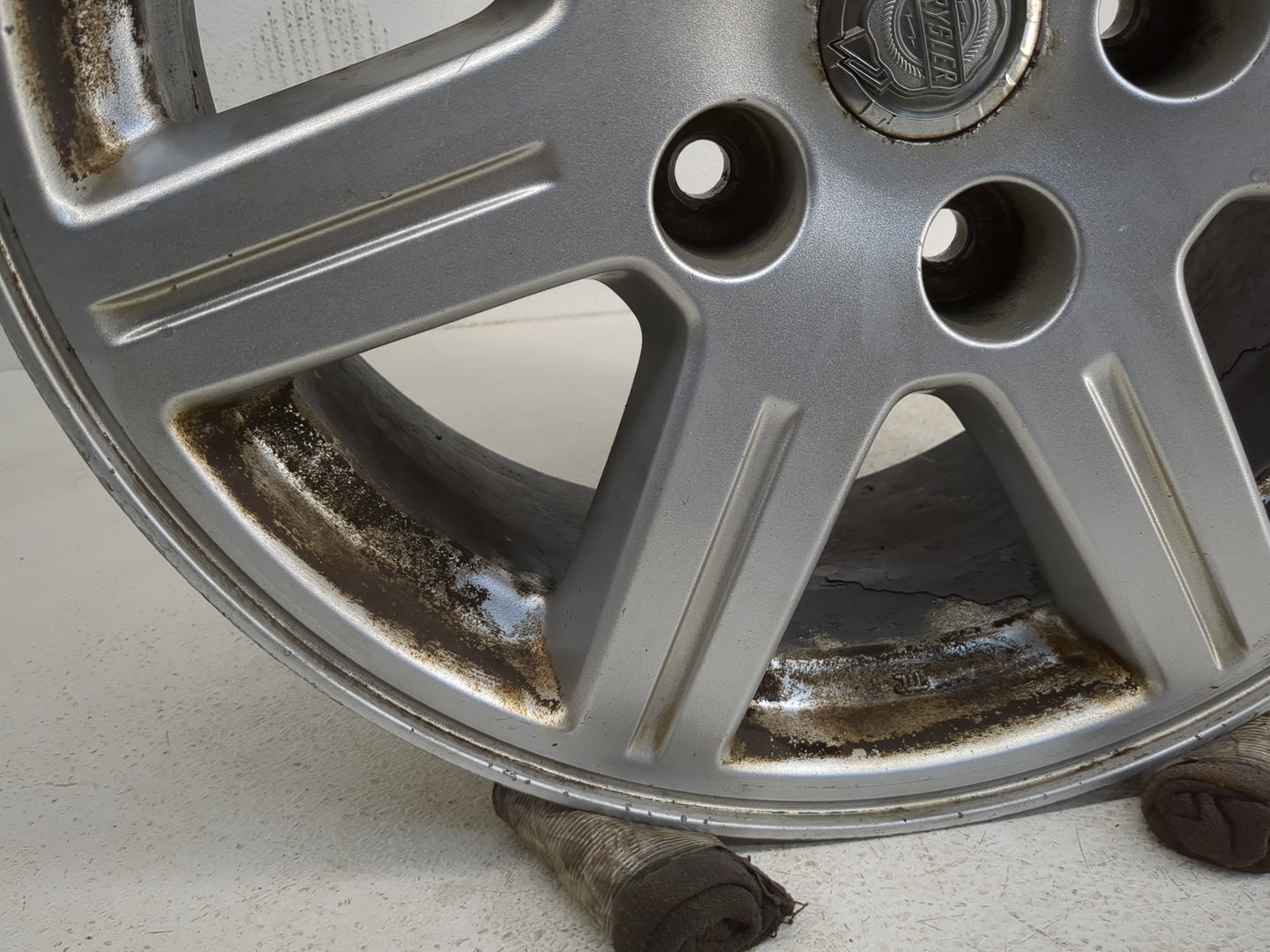 2007-2009 Chrysler Aspen Oem Wheel Rim 1233463 - Oemusedautoparts1.com