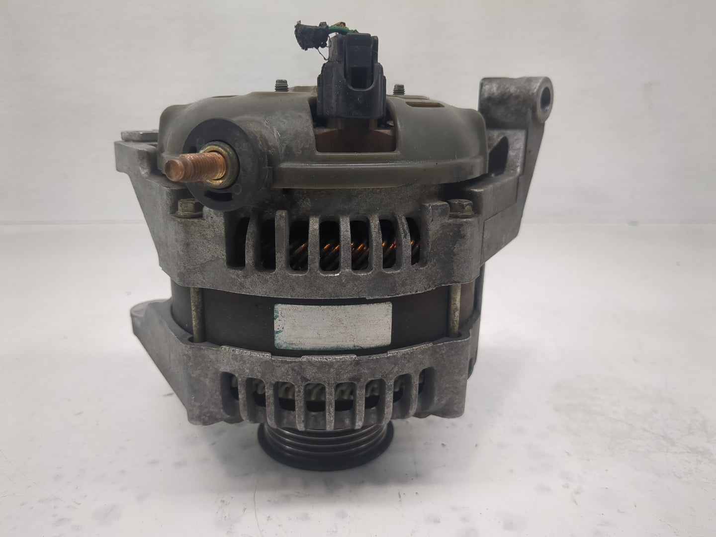 2007-2009 Chrysler Aspen Alternator Replacement Generator Charging Assembly Engine OEM Fits OEM Used Auto Parts - Oemusedaut
