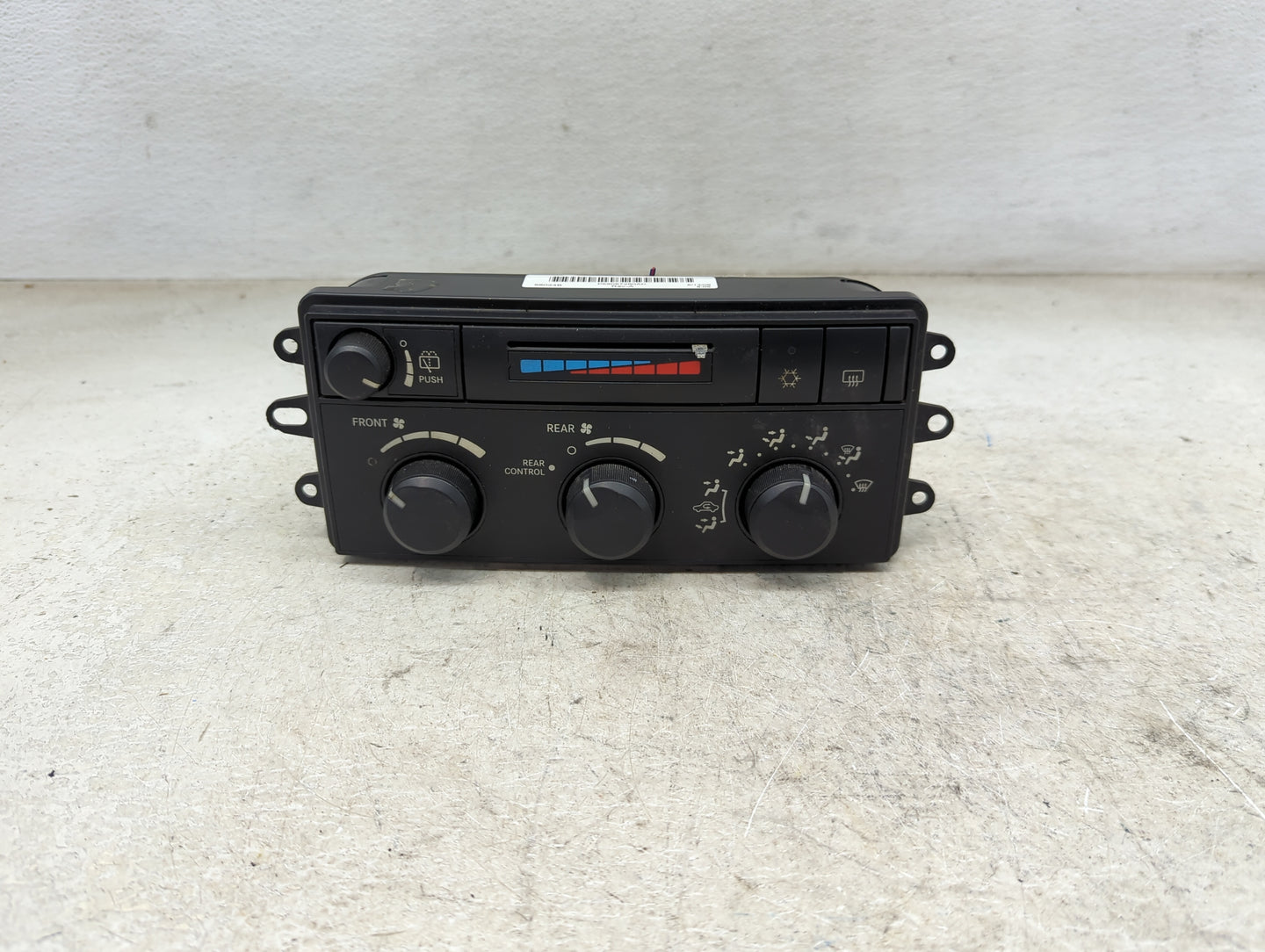 2007-2009 Chrysler Aspen Climate Control Module Temperature AC/Heater Replacement P/N:P55057280AC Fits Fits 2007 2008 2009 O