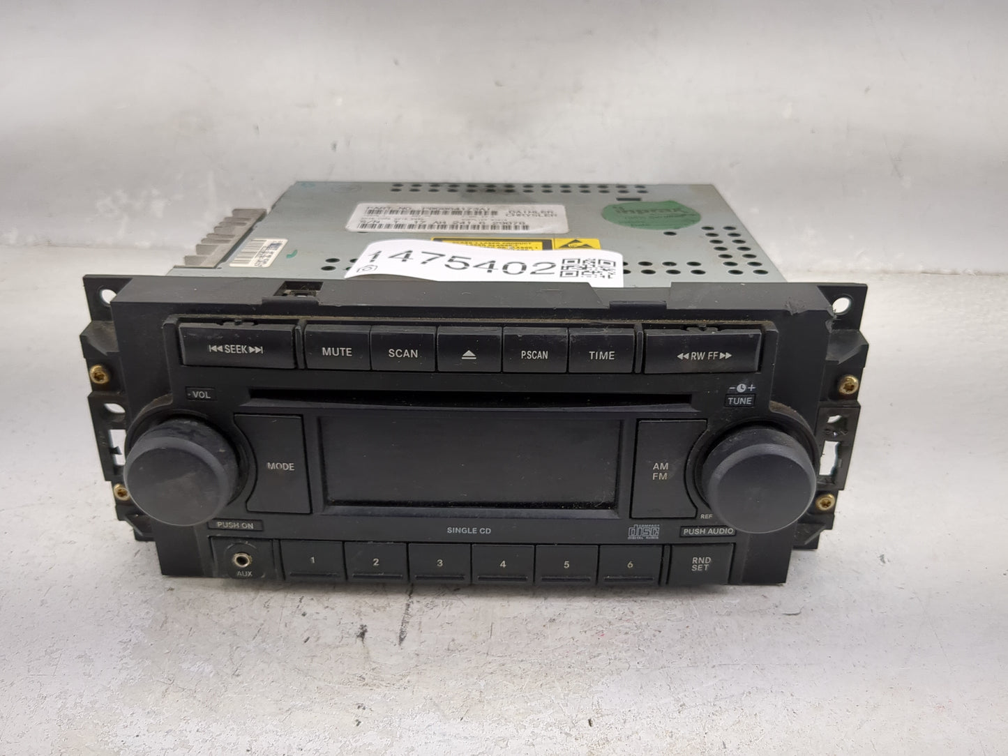 2007 Chrysler Aspen Radio AM FM Cd Player Receiver Replacement P/N:P05064173AI Fits Fits 2004 2005 2006 2008 2009 2010 OEM U