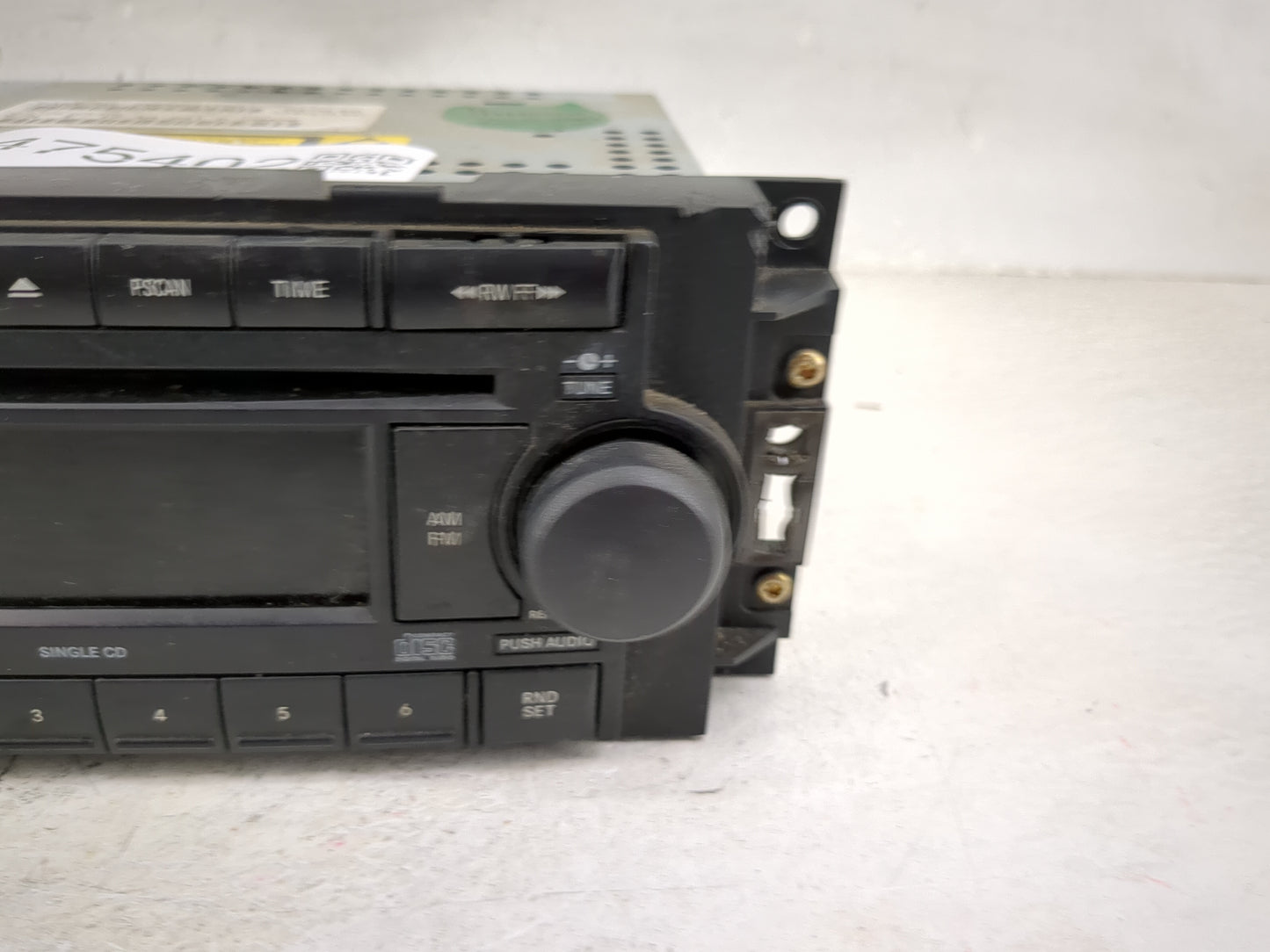 2007 Chrysler Aspen Radio AM FM Cd Player Receiver Replacement P/N:P05064173AI Fits Fits 2004 2005 2006 2008 2009 2010 OEM U